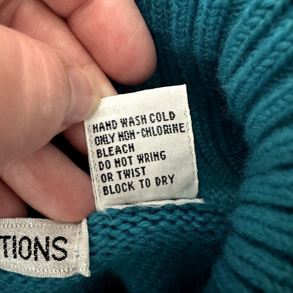 Vintage 80s Art Deco Woman Wool Blend Sweater - Picture 6 of 9